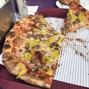 SEXTON’S PIZZA - 76 Photos & 64 Reviews - 5460 Franklin St, Hilliard