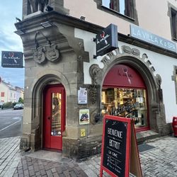 La Cave - La Cave Bistro