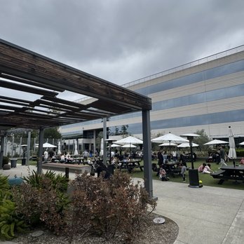 Hangar 24 Craft Brewing - Outdoor seating - Venues & Event Spaces Near Me - Irvine, California