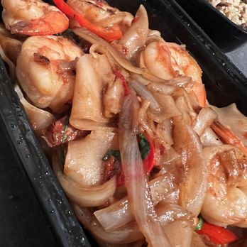 Aroy Thai Restaurant - Drunken Noodles with Shrimp - Thai Near Me - College Park, Maryland Aroy Thai Restaurant - Drunken Noodles with Shrimp - Thai Near Me - College Park, Maryland