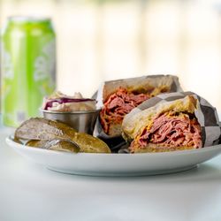 Manhattan Avenue Deli - Come Visit Us