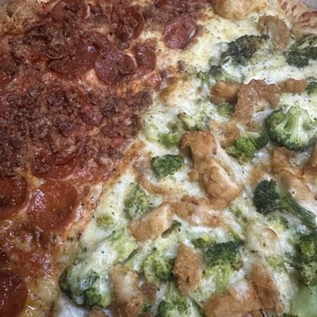 Pisa Pizza Malden - Bacon pepperoni pizza / chicken w broccoli Alfredo pizza - Pizza Near Me - Malden, Massachusetts Pisa Pizza Malden - Bacon pepperoni pizza / chicken w broccoli Alfredo pizza - Pizza Near Me - Malden, Massachusetts