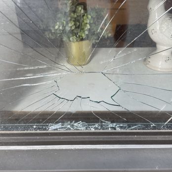P&S Window Repair - Broken glass - Windows Installation Near Me - Manhattan , New York P&S Window Repair - Broken glass - Windows Installation Near Me - Manhattan , New York