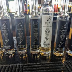 Atlantis Niagara Wines