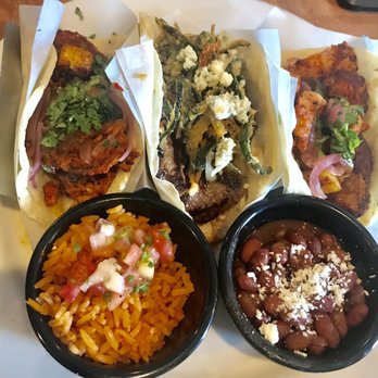 Cocina Madrigal - 2 al pastor & 1 steak taco - Tacos Near Me - Phoenix, Arizona Cocina Madrigal - 2 al pastor & 1 steak taco - Tacos Near Me - Phoenix, Arizona