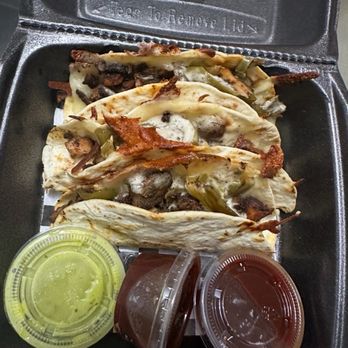 Out the Pot - Food Trucks Near Me - Baton Rouge, Louisiana