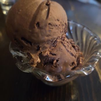 Otto Strada - Chocolate gelato - Italian Near Me - Hoboken, New Jersey
