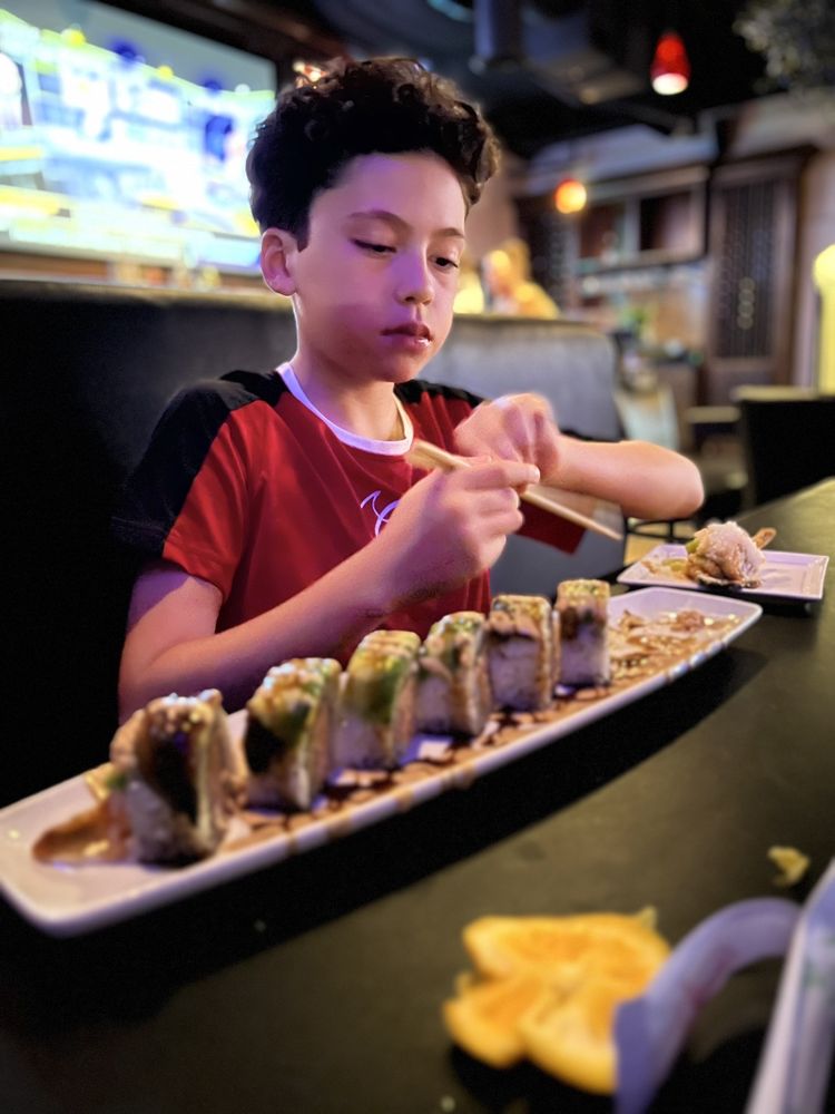 BOCADOS SUSHI BAR Updated June 2024 347 Photos & 316 Reviews 1300