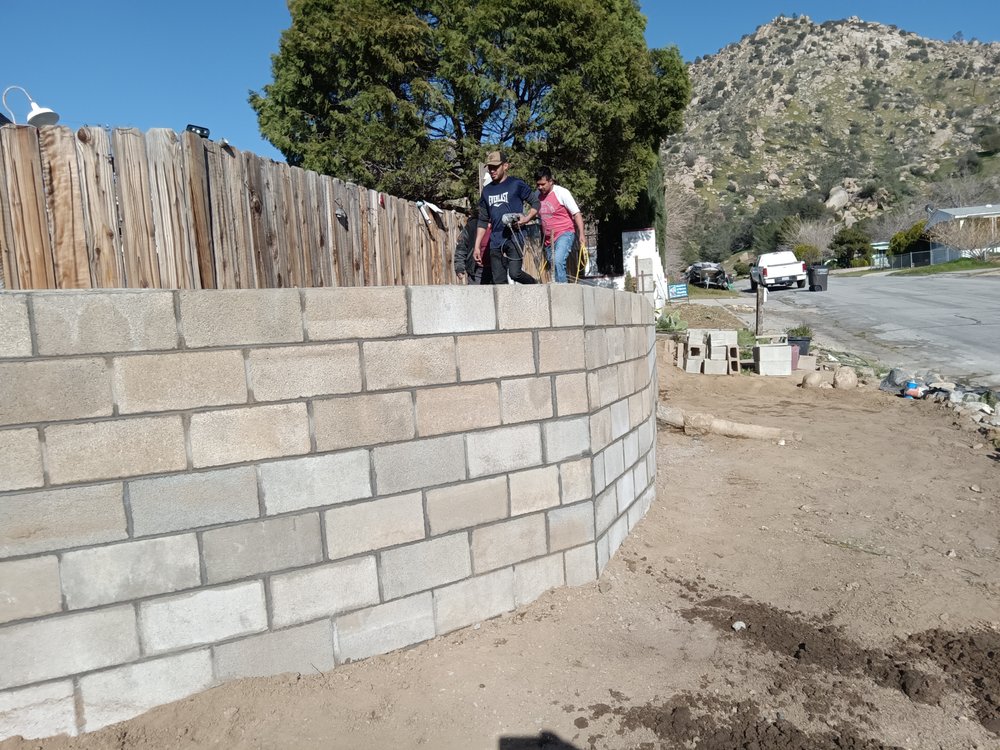 Slide of MT Service Handyman