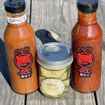 Oso’s BBQ - Bottle of house bbq sauce, apple habanero sauce, and jar of house pickles - Caterers Near Me Oso’s BBQ - Bottle of house bbq sauce, apple habanero sauce, and jar of house pickles - Caterers Near Me