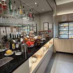 Flughafen Zürich - Airport lounge