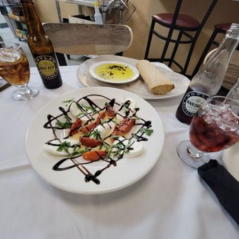 Quality Foods Market - Caprese and house bread - Wine Bars Near Me - Lutz, Florida Quality Foods Market - Caprese and house bread - Wine Bars Near Me - Lutz, Florida
