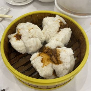 Chef Tony - Bbq pork bun - Dim Sum Near Me - Richmond, British Columbia Chef Tony - Bbq pork bun - Dim Sum Near Me - Richmond, British Columbia