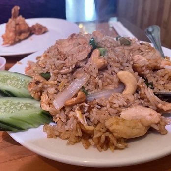 Thai Village - Pineapple Fried Rice added cashews - Thai Near Me - Waipahu, Hawaii