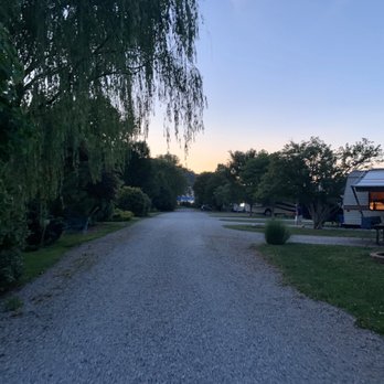 Cave Country RV - Campgrounds Near Me - Cave City, Kentucky