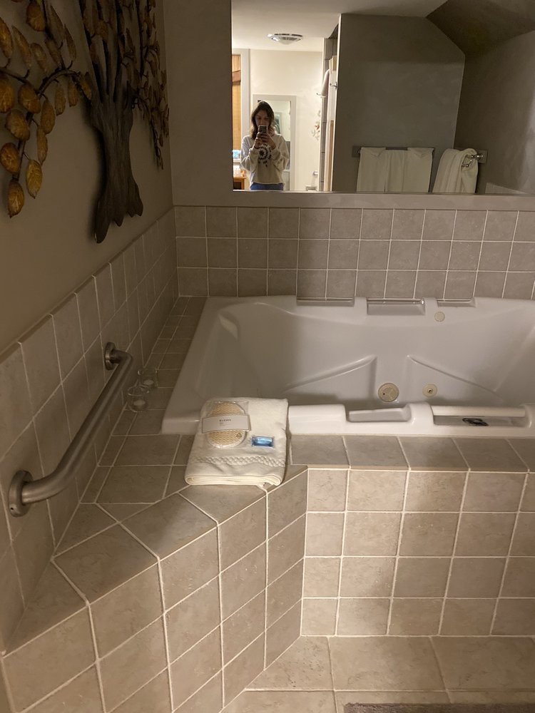 RABBIT HILL INN - 68 Photos & 55 Reviews - 48 Lower Waterford Rd, Lower ...