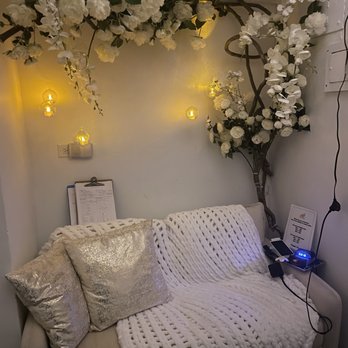 Thai Senses Spa - waiting area - Massage Therapy Near Me - New York, New York Thai Senses Spa - waiting area - Massage Therapy Near Me - New York, New York