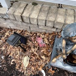The Commons Upper Saddle River - Leaves and debris