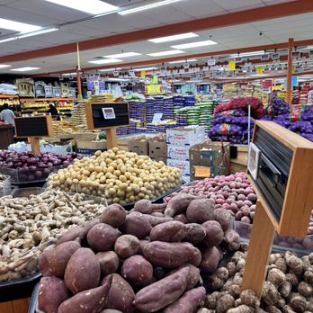 India Bazaar - a variety of vegetables in a grocery store - International Grocery Near Me - Plano, Texas India Bazaar - a variety of vegetables in a grocery store - International Grocery Near Me - Plano, Texas