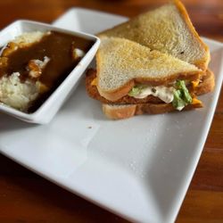 The Ridge Inn Restaurant - Cod sandwich with mashed potatoes and gravy