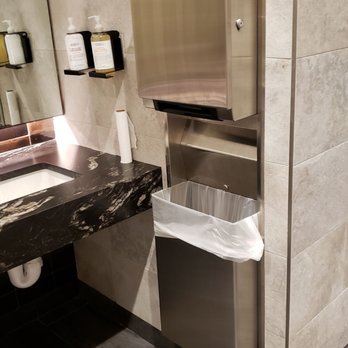 Equinox Austin - Gyms Near Me - Austin, Texas