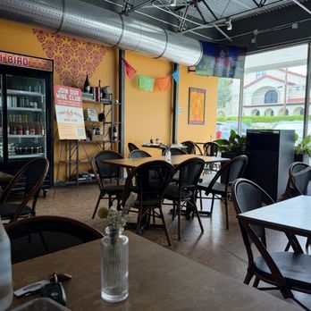 Thai Bird - Interior - Thai Near Me - San Antonio, Texas