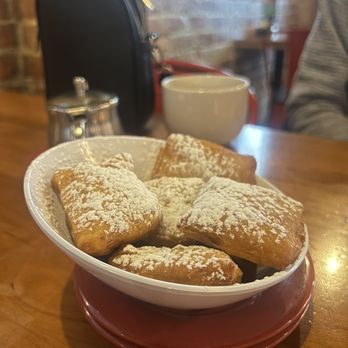 Ruby Sunshine Charlotte Southend - Beignets!!!! - Breakfast & Brunch Near Me - Charlotte, North Carolina Ruby Sunshine Charlotte Southend - Beignets!!!! - Breakfast & Brunch Near Me - Charlotte, North Carolina