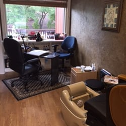 Hemispheres Salon & Day Spa - Manicure & Pedicure Room