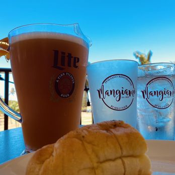 Mangiamo By 604 - Garlic toast(service) plus pitcher beer - Italian Near Me - Honolulu, Hawaii Mangiamo By 604 - Garlic toast(service) plus pitcher beer - Italian Near Me - Honolulu, Hawaii