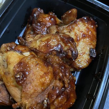 BJ's Restaurant & Brewhouse - BJ's sauced n' tossed chicken thighs (pepper bbq sauce) - New American Near Me - Laurel, Maryland