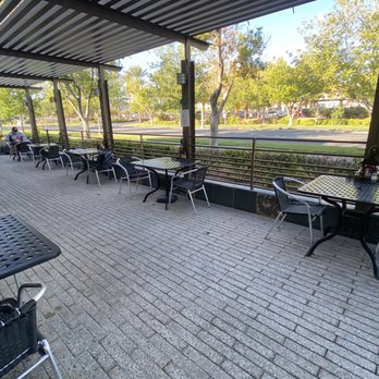 Egg Works - Outdoor patio dining area - Breakfast & Brunch Near Me - Las Vegas, Nevada Egg Works - Outdoor patio dining area - Breakfast & Brunch Near Me - Las Vegas, Nevada