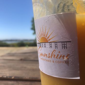 Sunshine Smoothies and Coffee - This was the mango jump off! Definitely recommend this drink for the smoothie lover in all of us! - Coffee & Tea Near Me - Vallejo, California