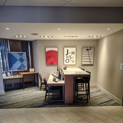 Holiday Inn Express & Suites Johnstown - Fun business center area