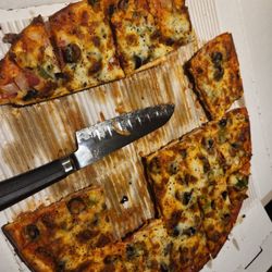Michael's Pizza - Romeoville - Waste of money on this cardboard