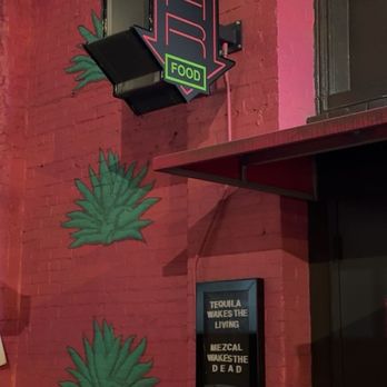 Bar Sótano - Outside área - New Mexican Cuisine Near Me - Chicago, Illinois