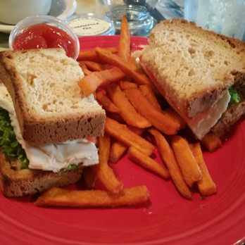 Izzy's - Nutty Bird - New American Near Me - Little Rock, Arkansas Izzy's - Nutty Bird - New American Near Me - Little Rock, Arkansas