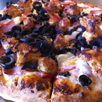First Class Pizza - Sausage, Canadian ham, Olives and garlic. - Pizza Near Me - Fountain Valley, California