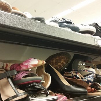 Nordstrom Rack - Ugh! So unorganized! - Department Stores Near Me - Fresno, California Nordstrom Rack - Ugh! So unorganized! - Department Stores Near Me - Fresno, California