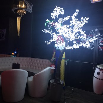 BUCO bar & lounge - Cocktail Bars Near Me - Bakersfield, California
