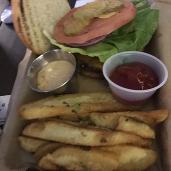 Cedar Room - Cheeseburger - Cocktail Bars Near Me - Campbell, California Cedar Room - Cheeseburger - Cocktail Bars Near Me - Campbell, California