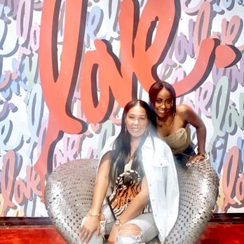 Riviera 31 - Cute photo op outside of lounge to the right in lobby - Bars Near Me - Los Angeles, California Riviera 31 - Cute photo op outside of lounge to the right in lobby - Bars Near Me - Los Angeles, California