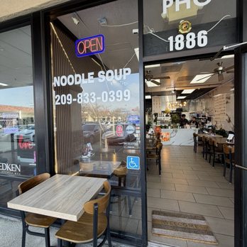 Pho Town - Front - Vietnamese Near Me - Tracy, California Pho Town - Front - Vietnamese Near Me - Tracy, California