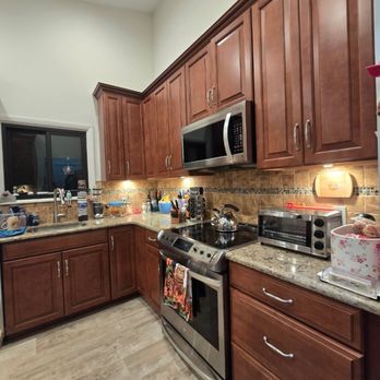 The Clean Switch Professional Services - Oh that kitchen .. yes it's Cleaned & Organized Now!!! - Home Cleaning Near Me - Rocky Point, New York The Clean Switch Professional Services - Oh that kitchen .. yes it's Cleaned & Organized Now!!! - Home Cleaning Near Me - Rocky Point, New York