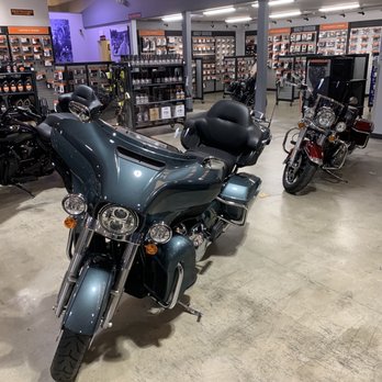 McGuire Harley-Davidson - Came in for a Black and Crome Road Glide and walked out with a Silver Pine Spruce Ultra Limited. - Motorcycle Dealers Near Me - Pacheco, California