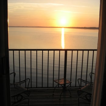 The Club Continental - I woke up to this ! - Bed & Breakfast Near Me - Orange Park, Florida The Club Continental - I woke up to this ! - Bed & Breakfast Near Me - Orange Park, Florida