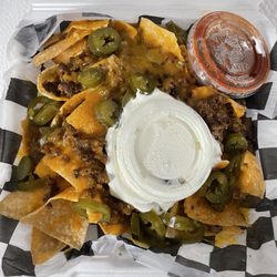 Novrozsky's Hamburgers - Sulphur - Half beef nachos