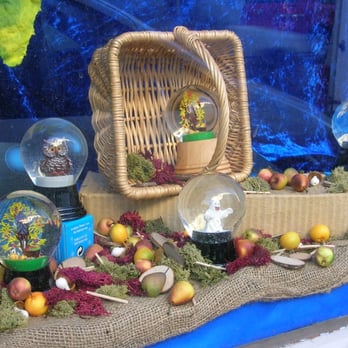 Schneekugelmuseum - Arts & Crafts Near Me - Vienna, 9 Schneekugelmuseum - Arts & Crafts Near Me - Vienna, 9