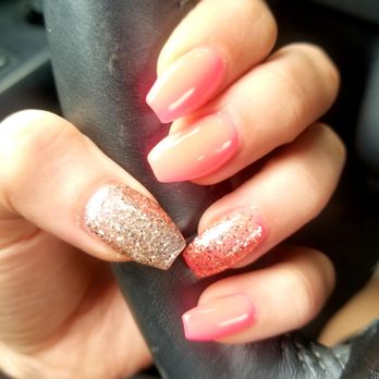 Art Nails - Hannah always knows what I need when I'm being so indecisive. Always satisfied when I leave here. - Nail Salons Near Me - Carol Stream, Illinois