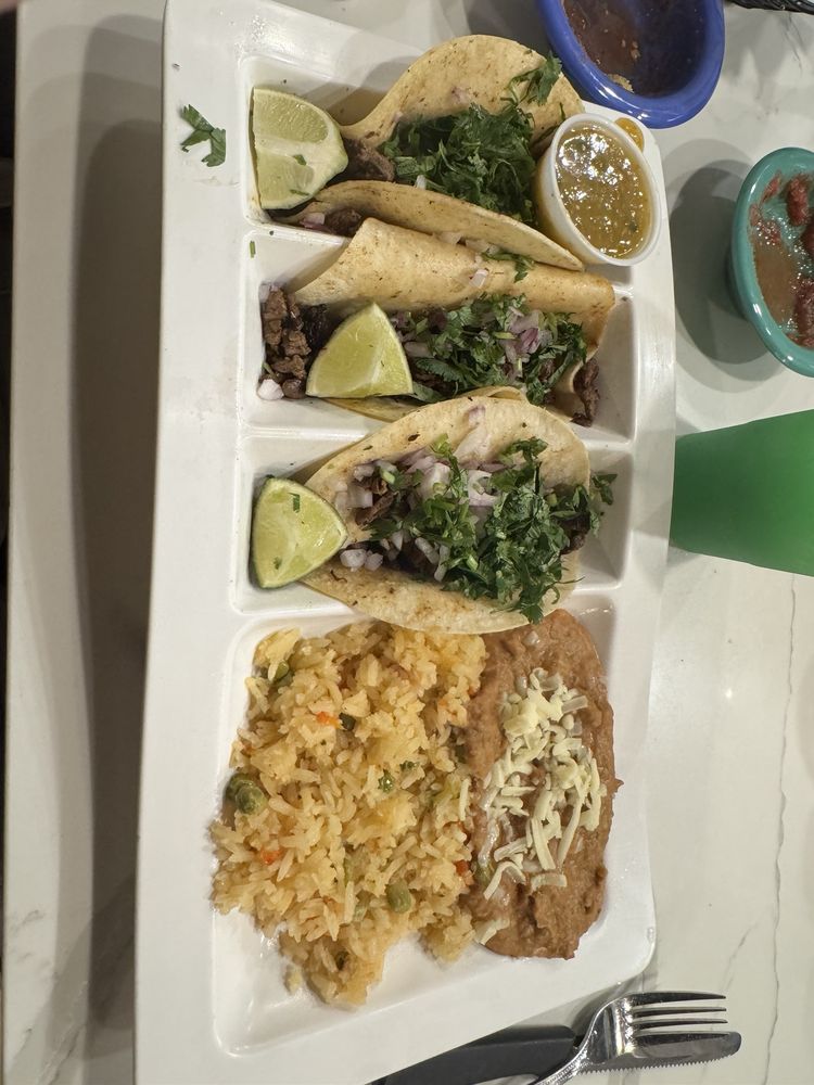 Pepper’s Mexican Grill & Cantina