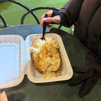 Bryant Park - Baked potato - Parks Near Me - New York, New York Bryant Park - Baked potato - Parks Near Me - New York, New York